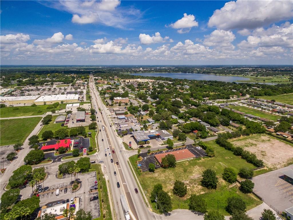 Aerial view of a highway in Florida.