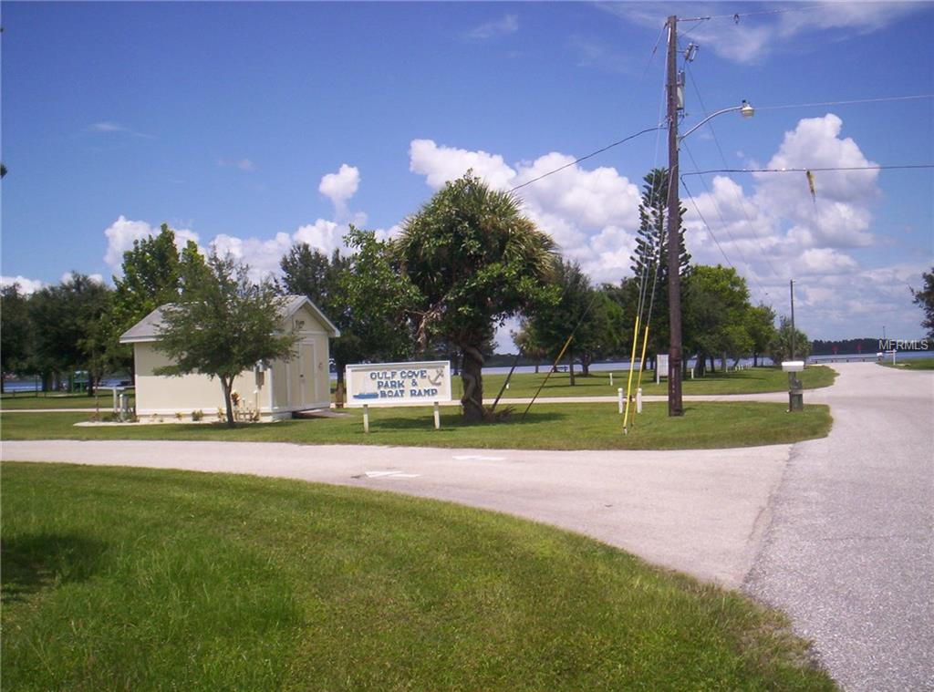 Gulf Cove Park & Boat Ramp sign.